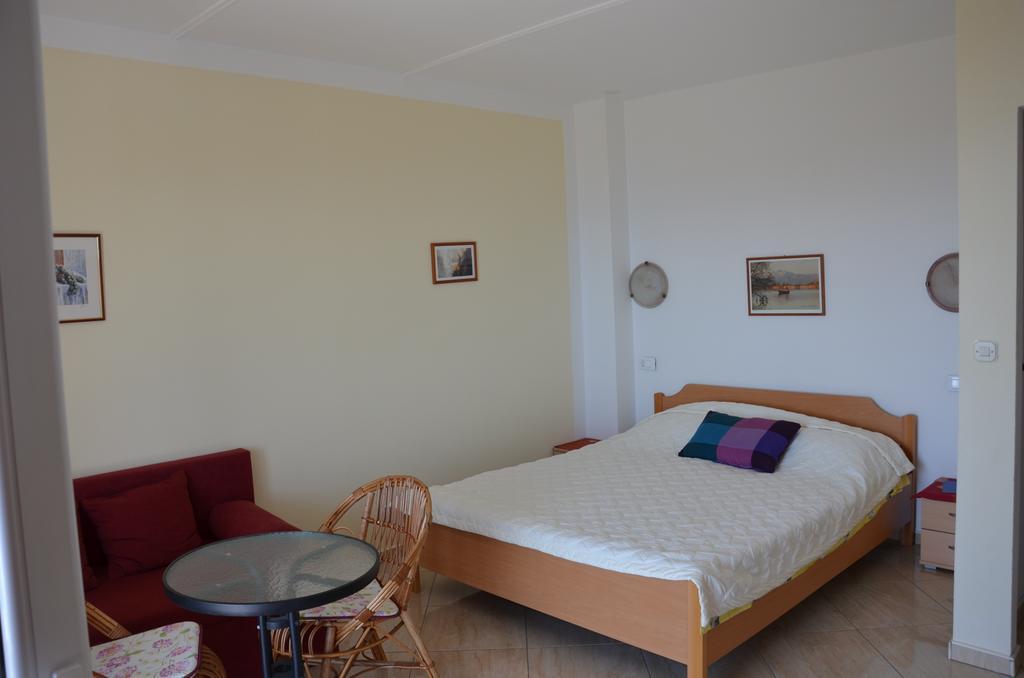 Apartments Loncar 그라다츠 객실 사진