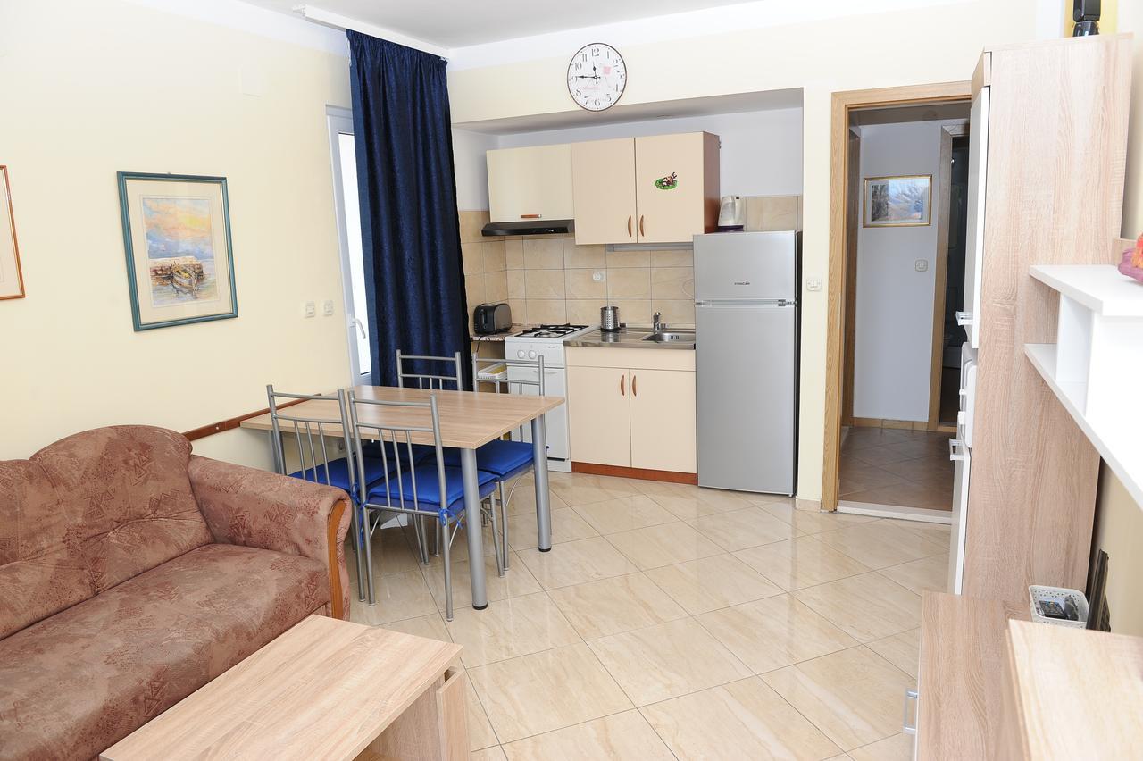 Apartments Loncar 그라다츠 외부 사진