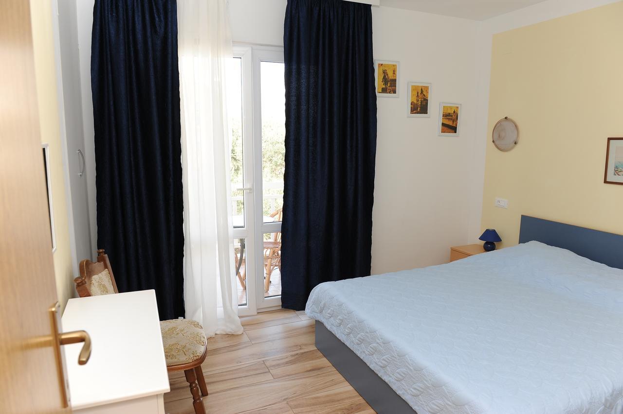 Apartments Loncar 그라다츠 외부 사진